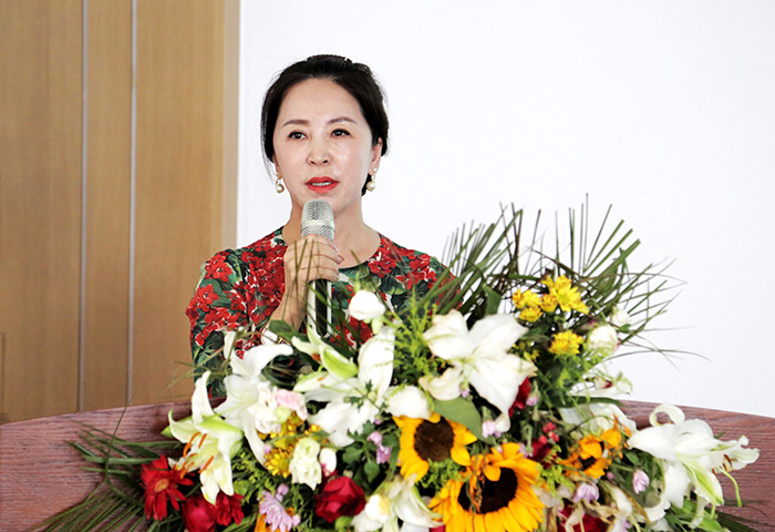 鵬鴻木業集團總經理